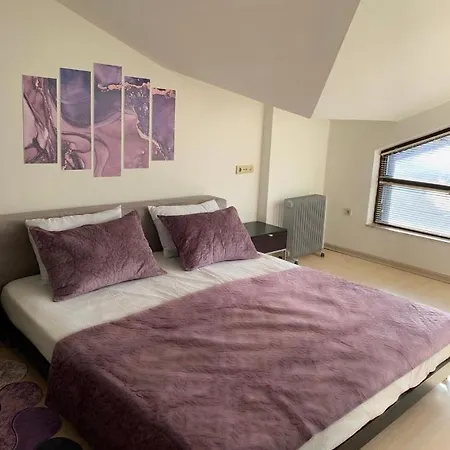 Apartment Art In With Mountain View