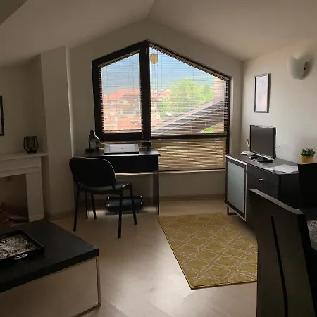 Art In With Mountain View * Μπάνσκο